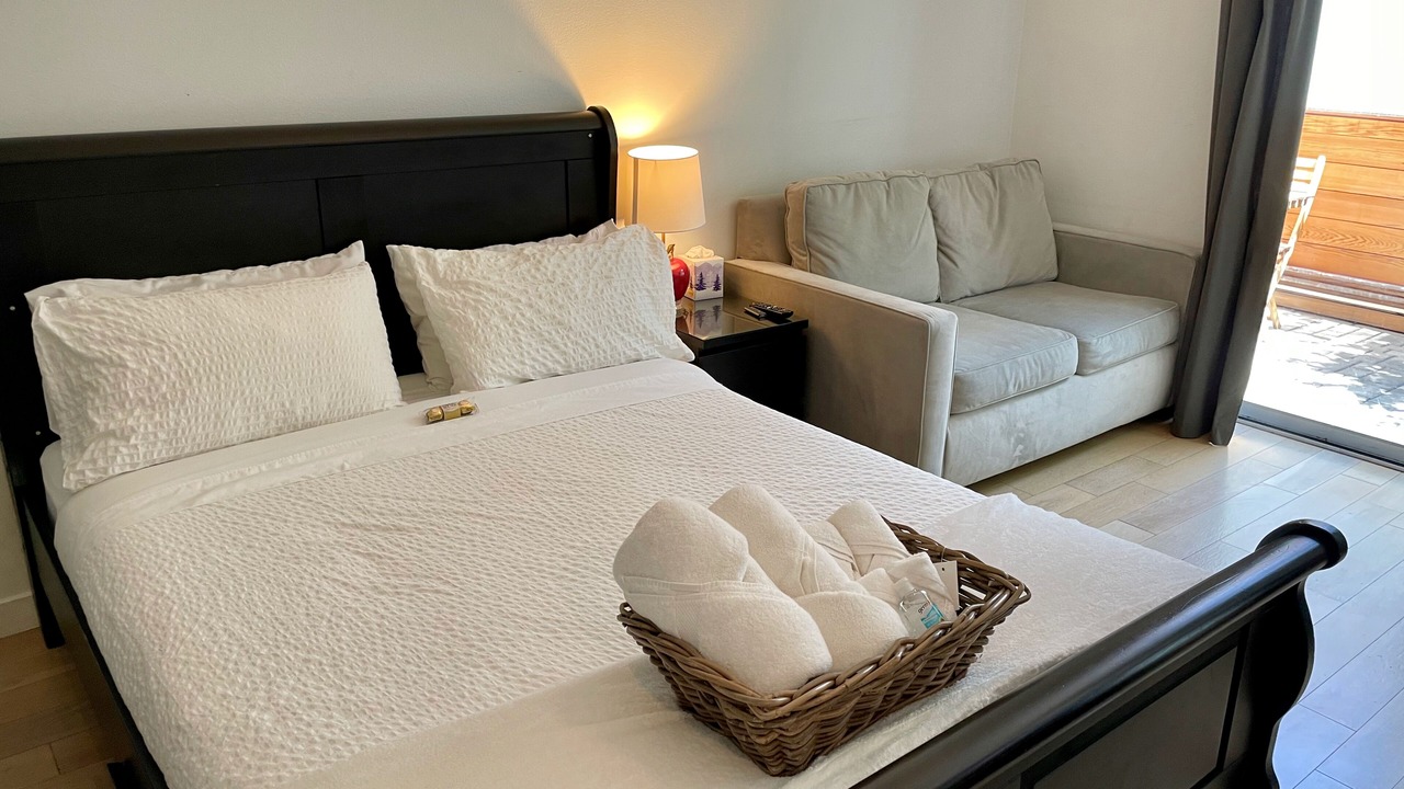 Photo of Bedroom in Hollywood