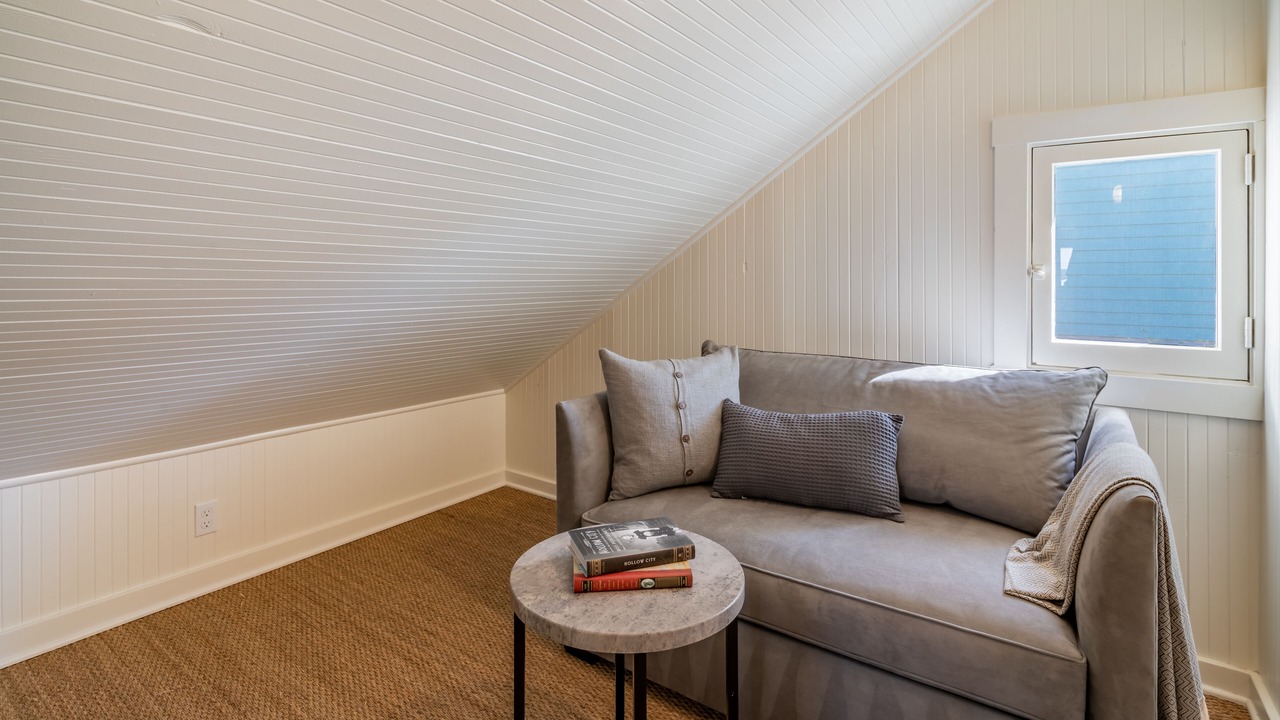 Photo of Bedroom in East Beach