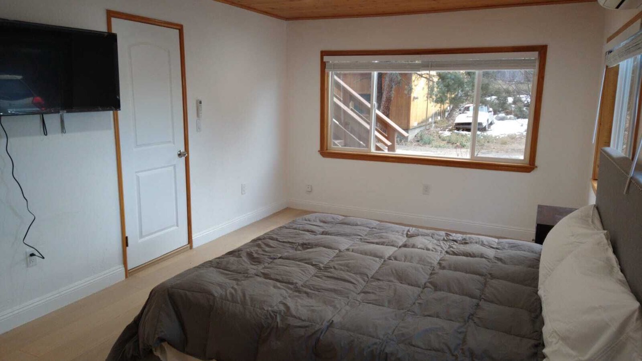 Photo of Bedroom in Pine Mountain Club