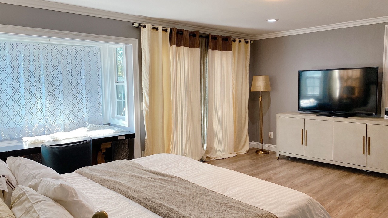 Photo of Bedroom in Duarte