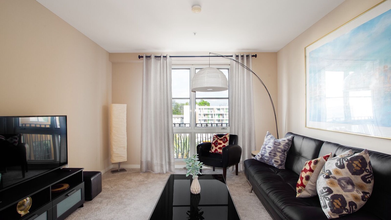 Photo of Livingroom in Old Pasadena