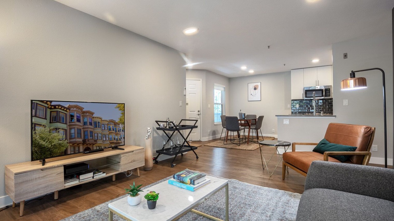 Photo of Livingroom in Old Mountain View