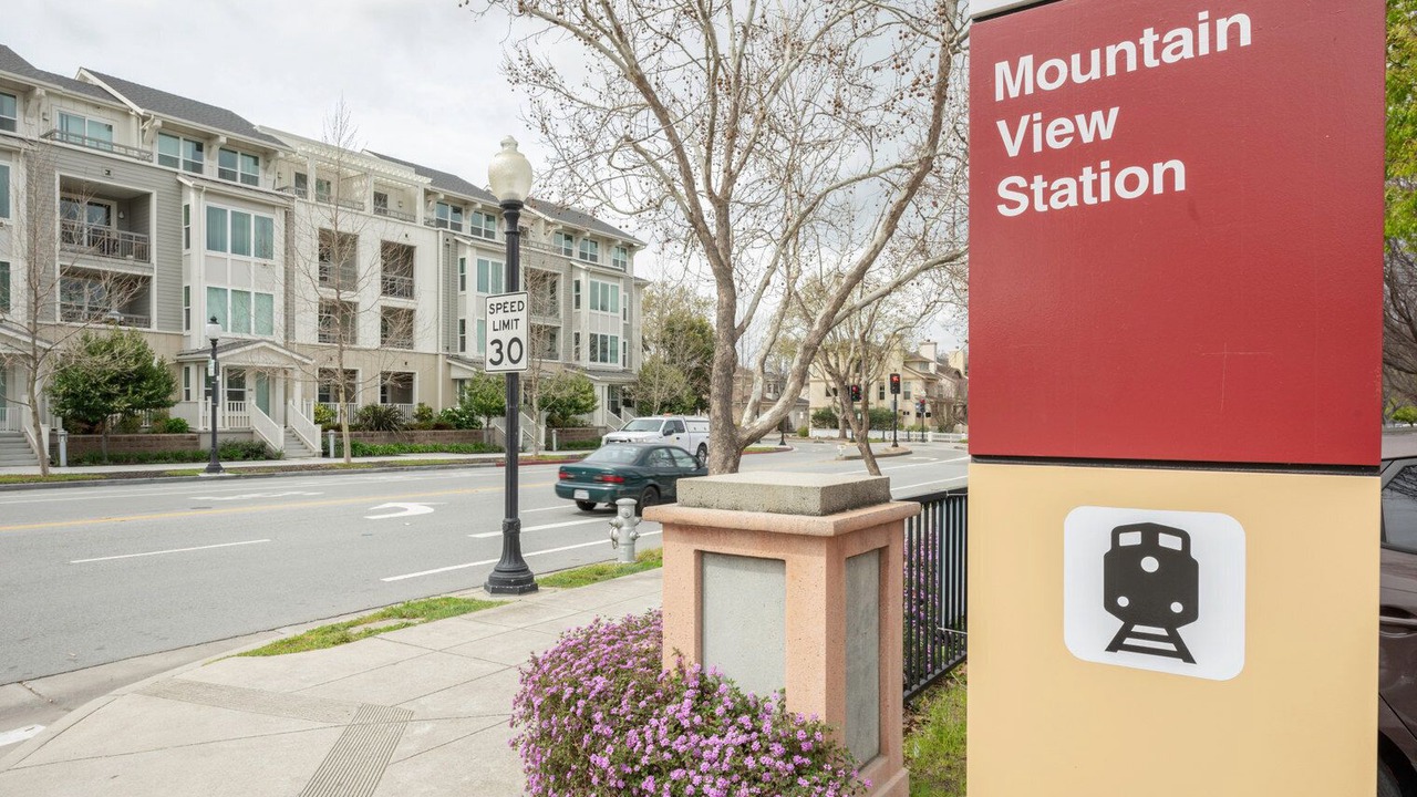 Photo of Outdoor in Old Mountain View