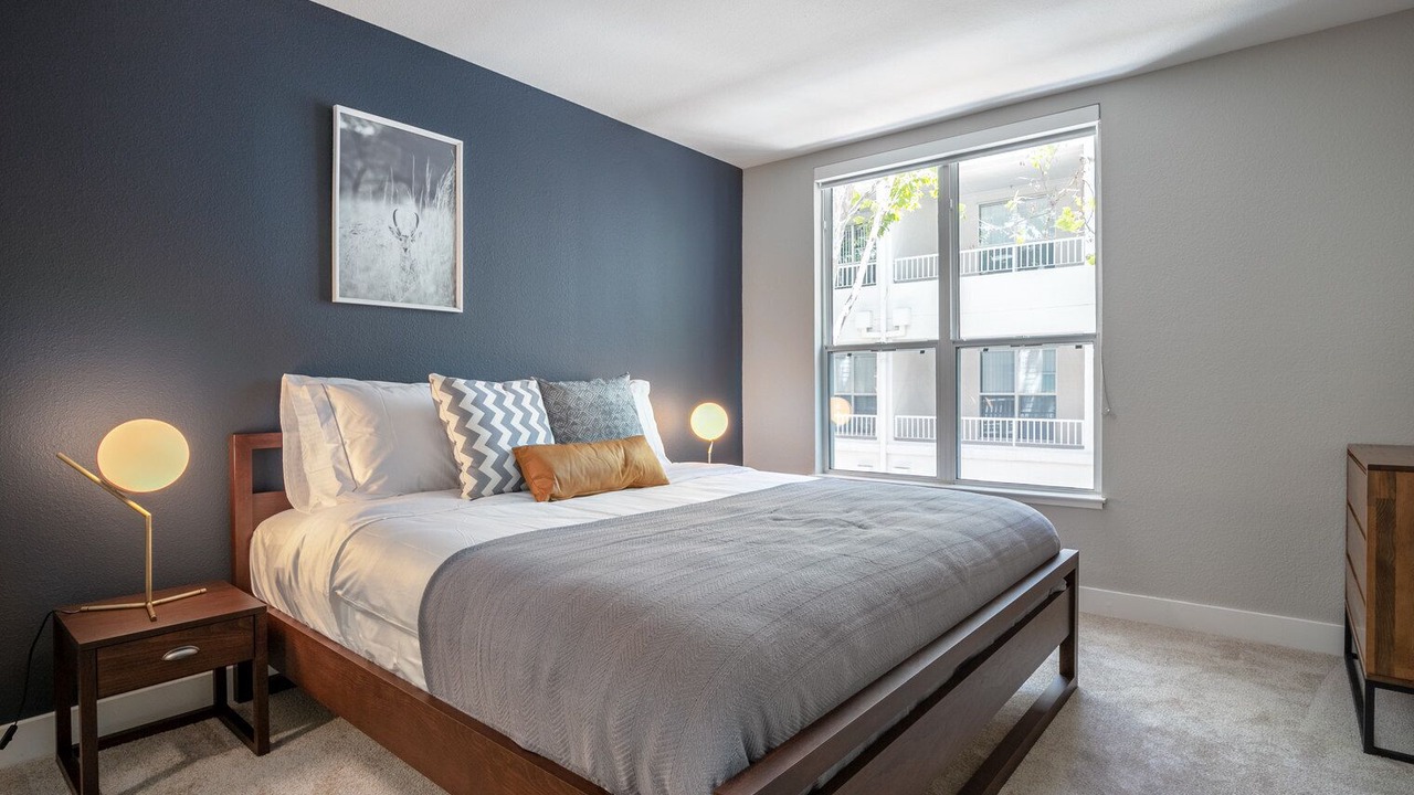 Photo of Bedroom in Old Mountain View