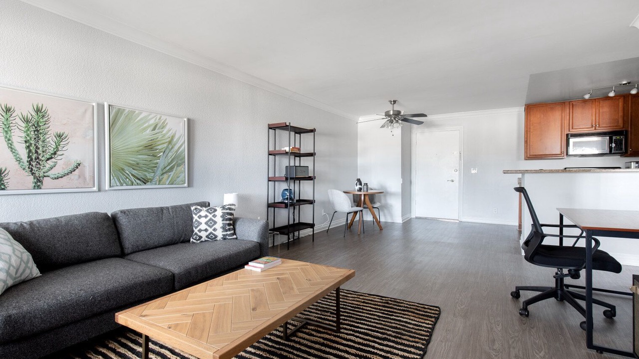Photo of Livingroom in Torrance