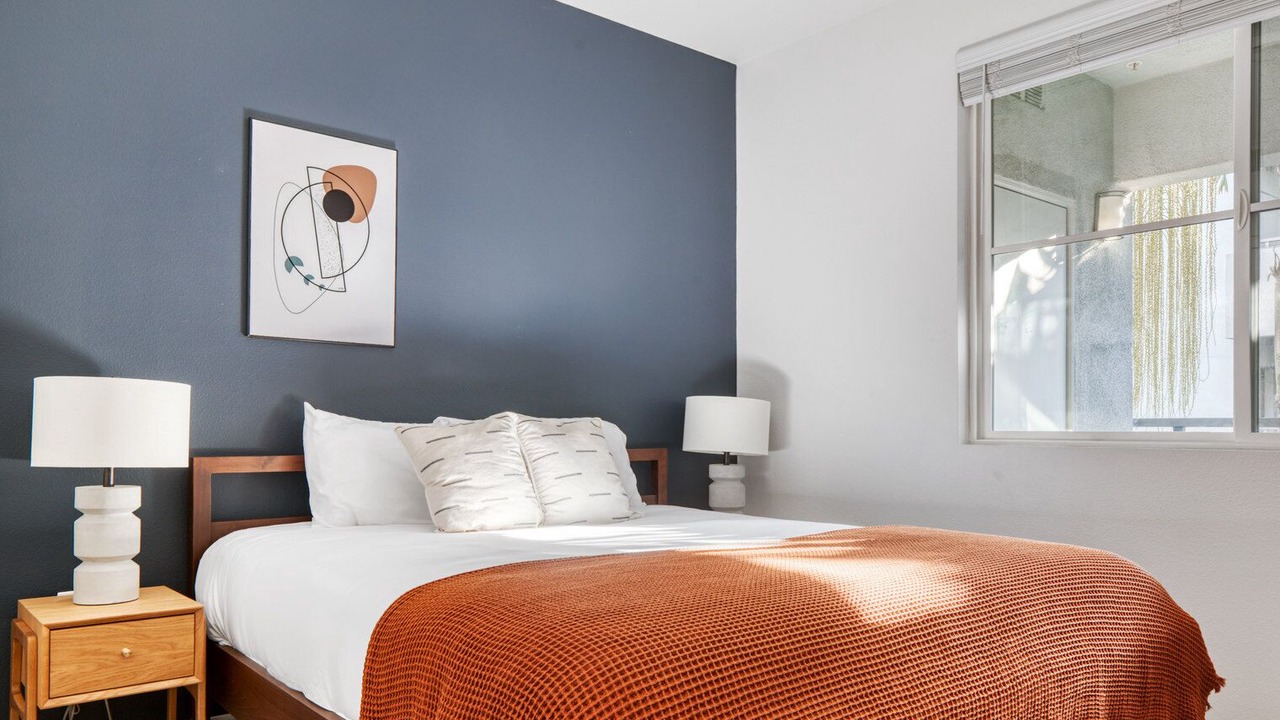 Photo of Bedroom in Hollywood
