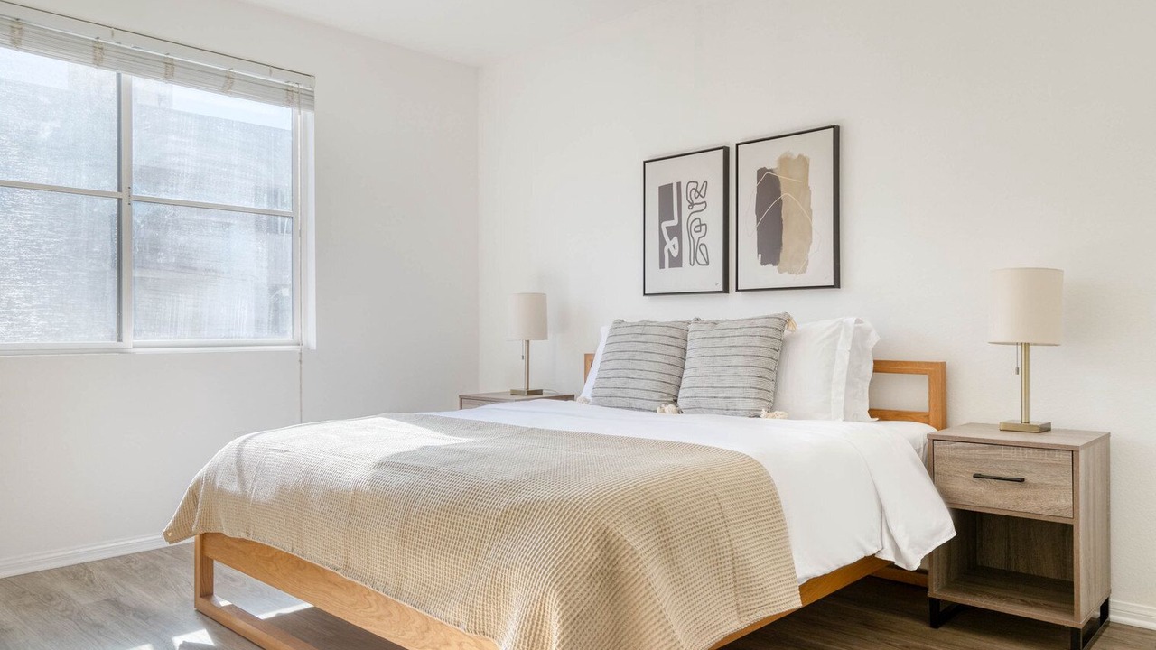 Photo of Bedroom in Hollywood