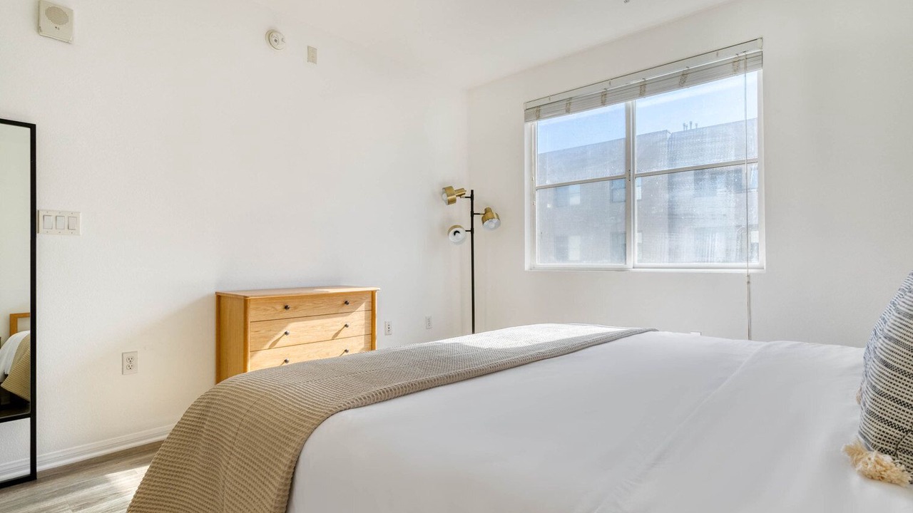 Photo of Bedroom in Hollywood