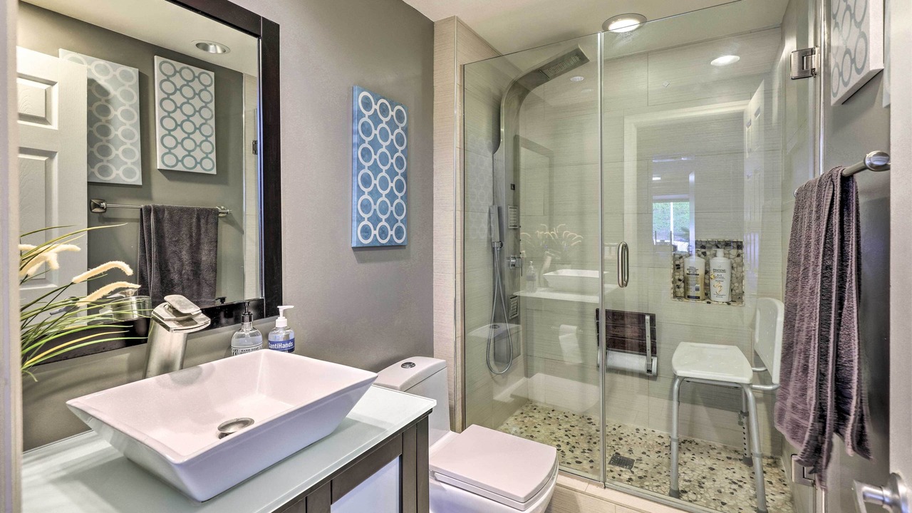 Photo of Bathroom in East Whittier