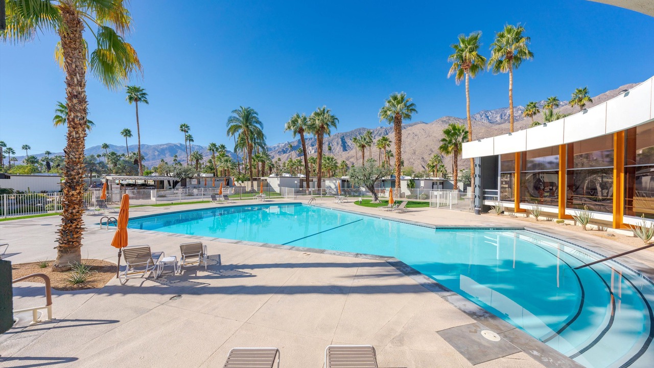 Photo of Others in Twin Palms