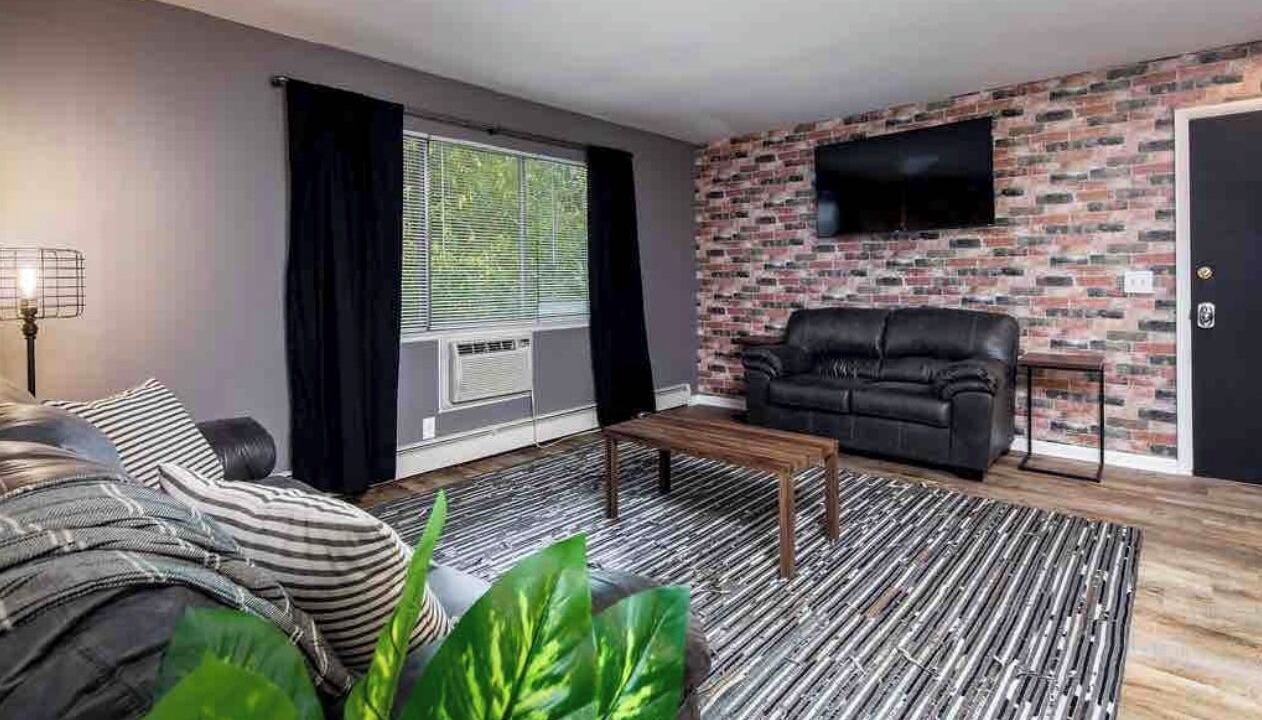 Photo of Livingroom in Glendora