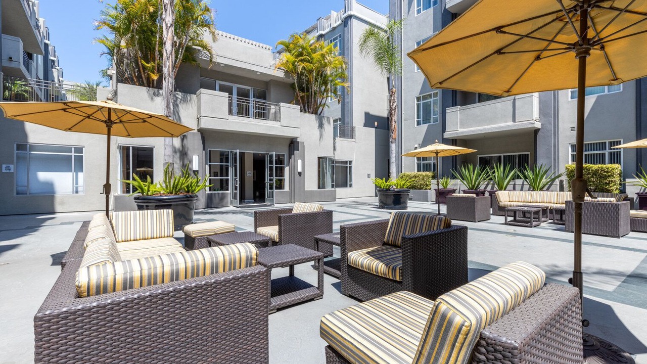 Photo of Patio Balcony in Palms