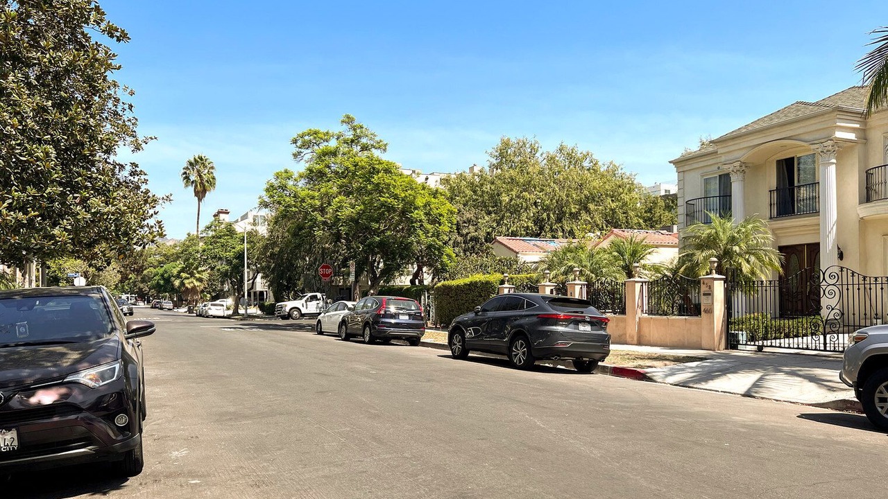 Photo of Outdoor in Beverly Grove