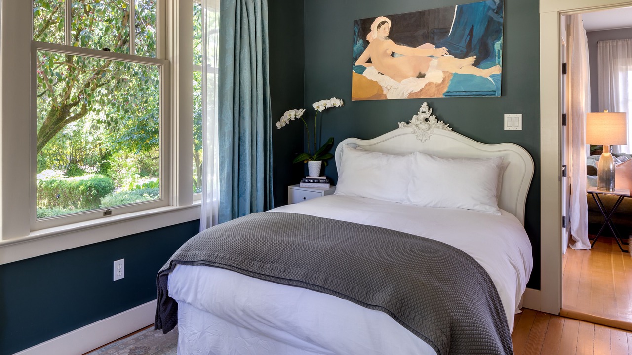 Photo of Bedroom in Graton