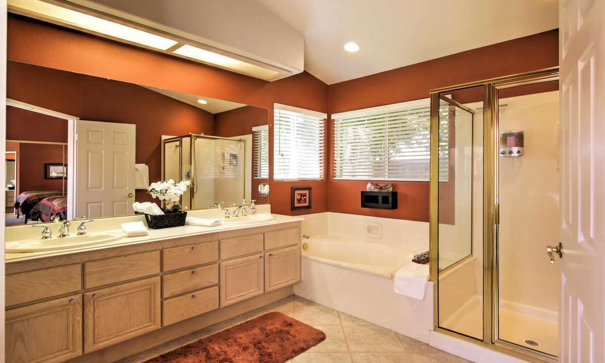 Photo of Bathroom in La Quinta
