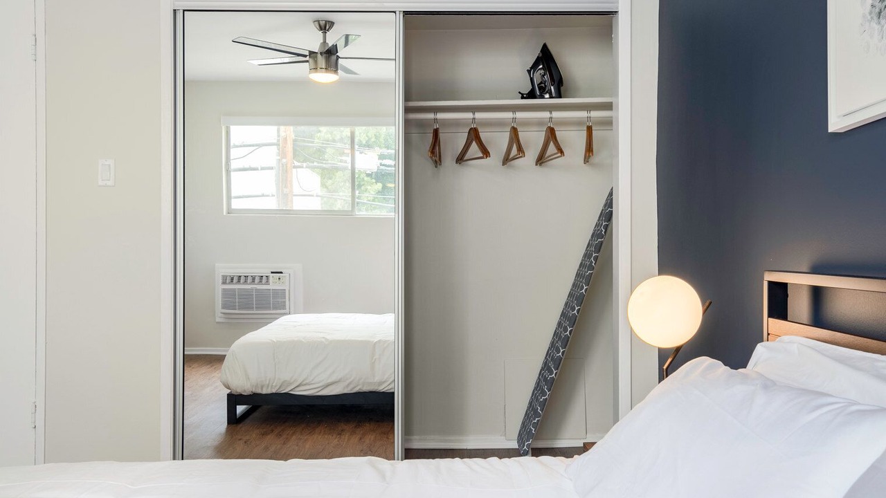 Photo of Bedroom in Sawtelle