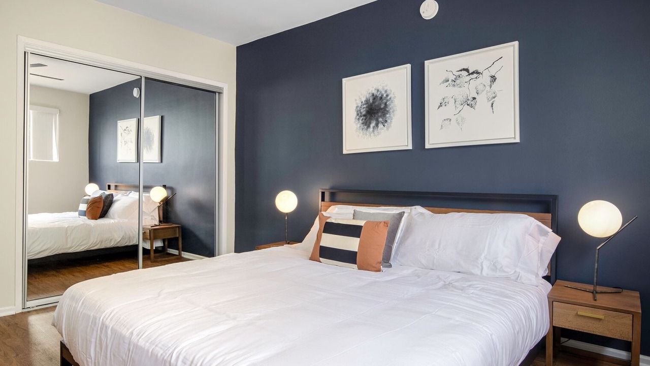 Photo of Bedroom in Sawtelle