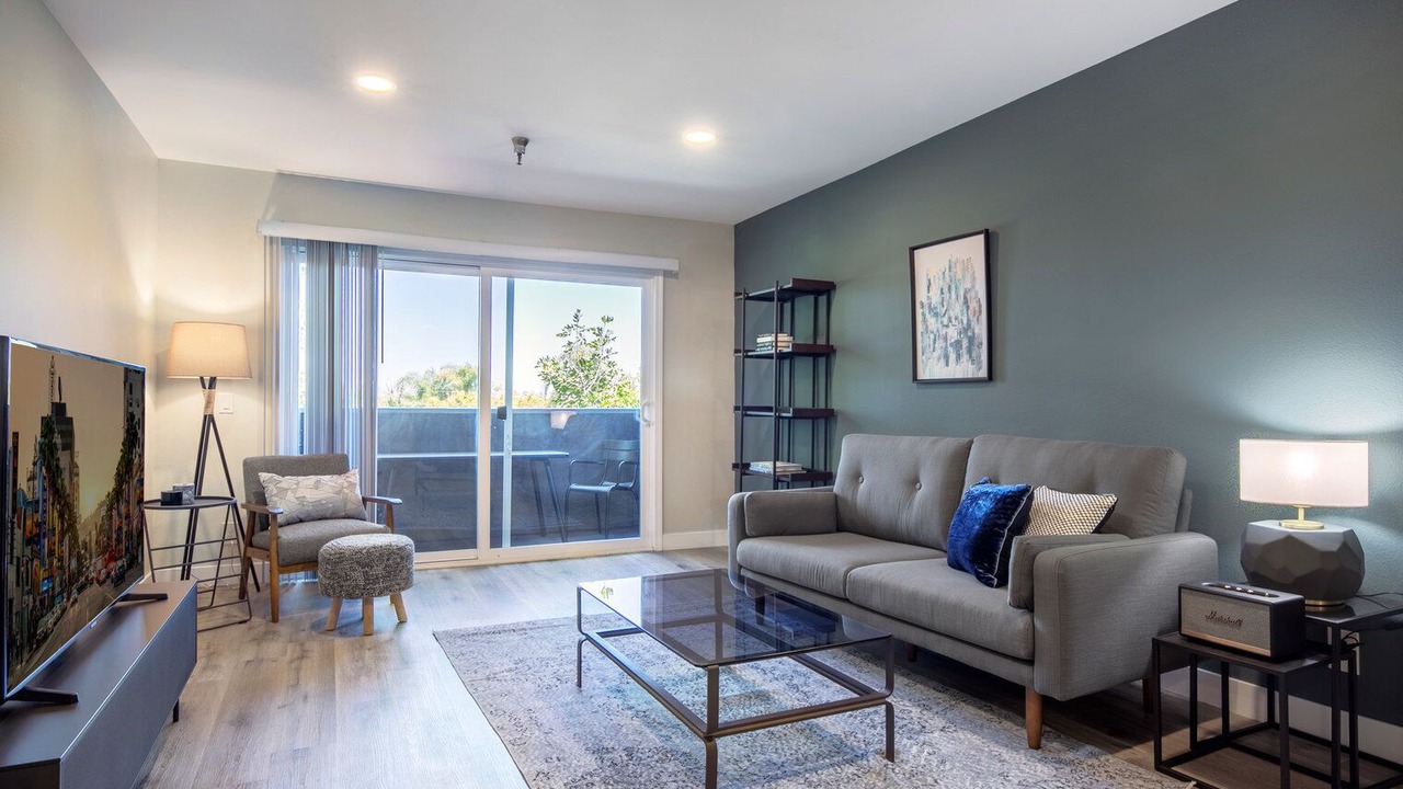 Photo of Livingroom in Beverly Grove
