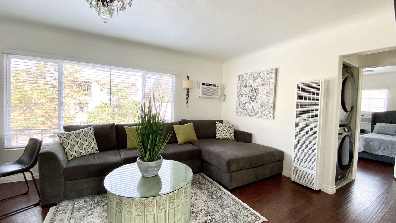 Photo of Livingroom in Belmont Heights