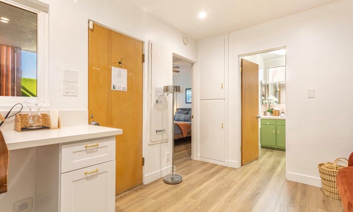 Photo of Bathroom in Ladera Heights