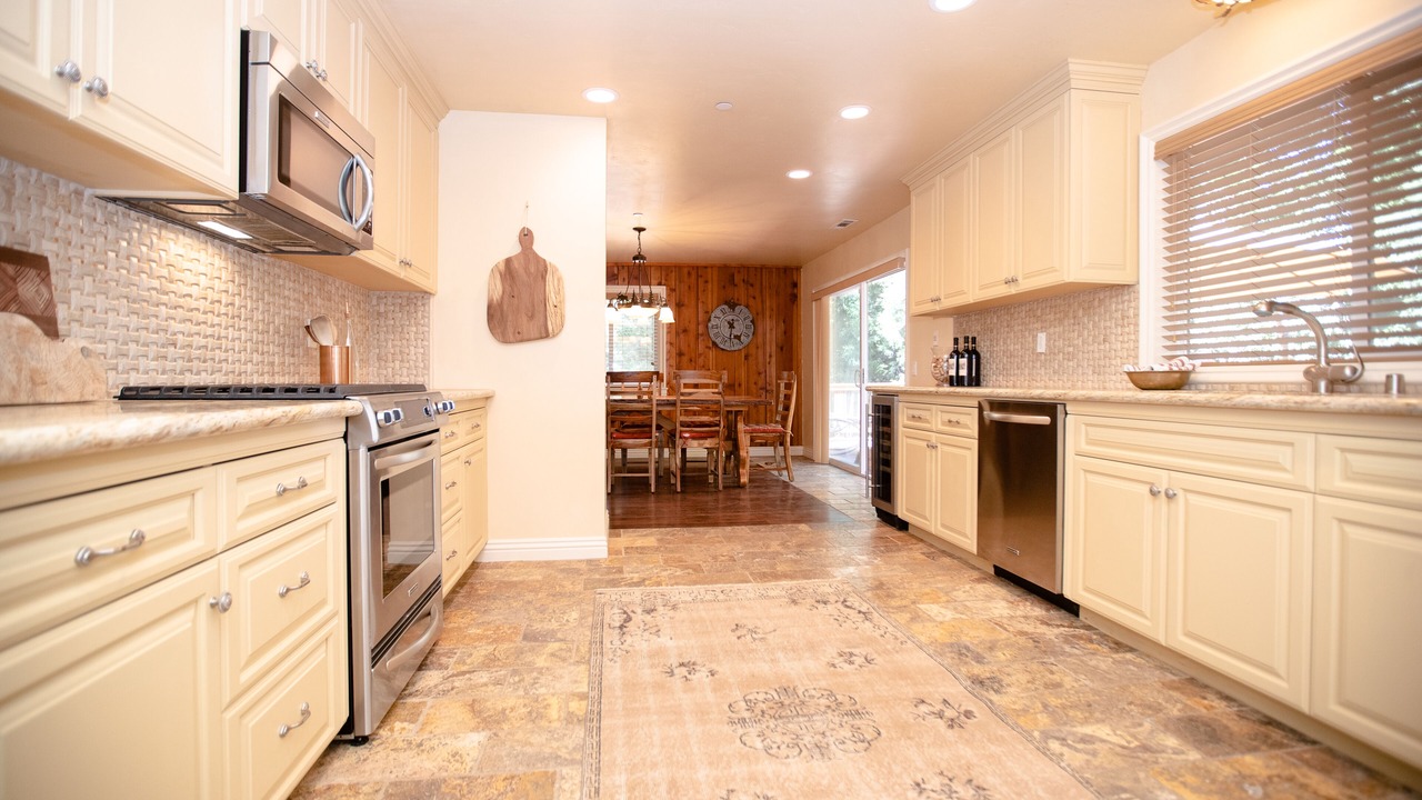 Photo of Kitchen in Crestline