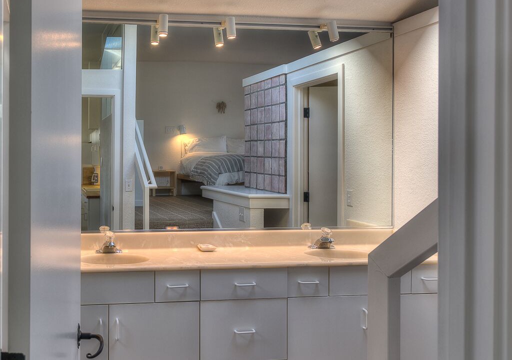 Photo of Bedroom in Sea Ranch