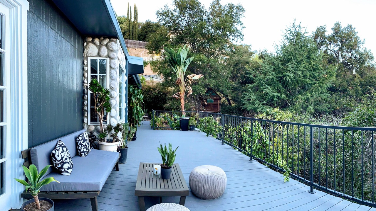 Photo of Patio Balcony in Topanga