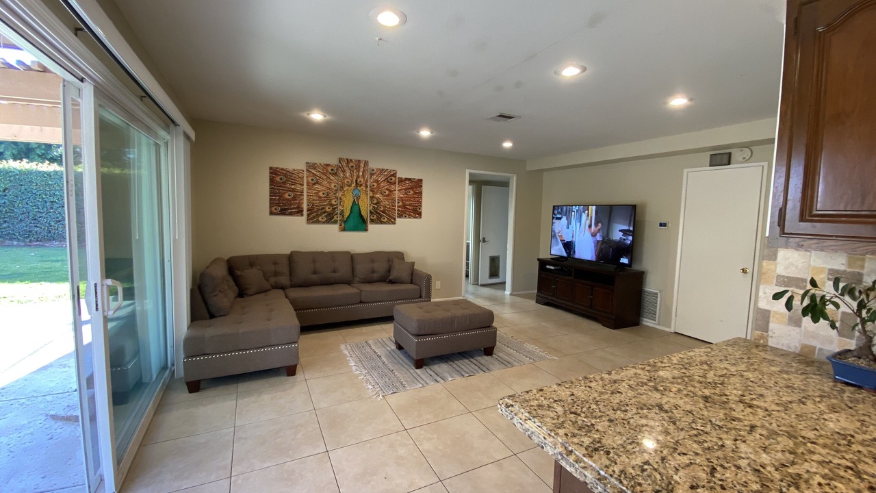 Photo of Livingroom in Fountain Valley