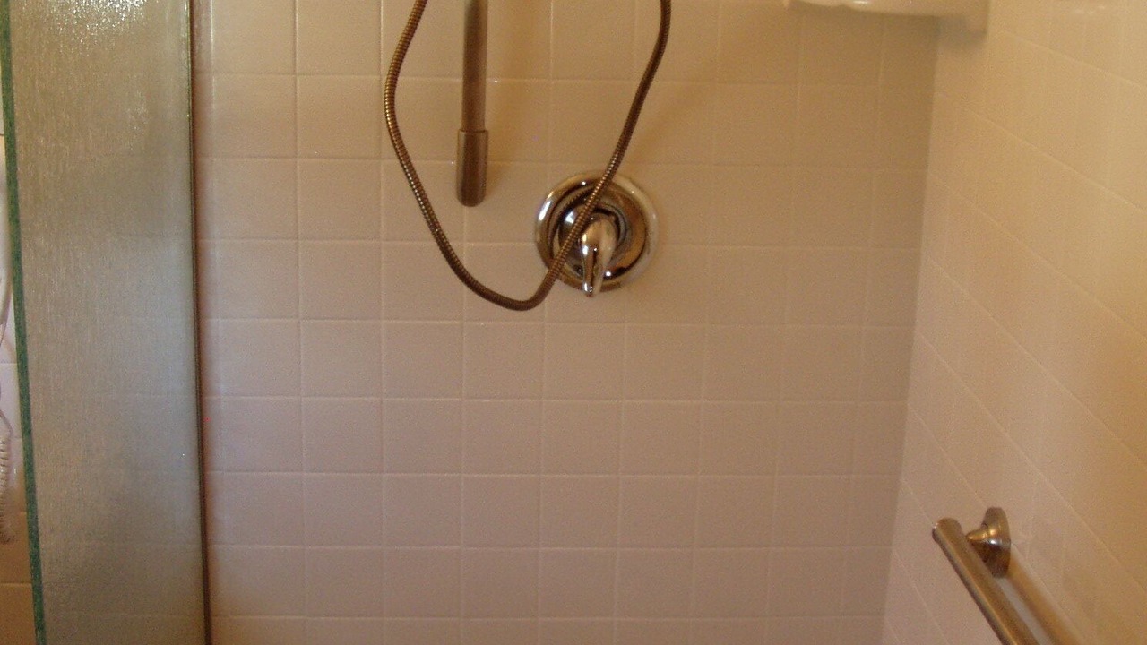 Photo of Bathroom in South Wrigley