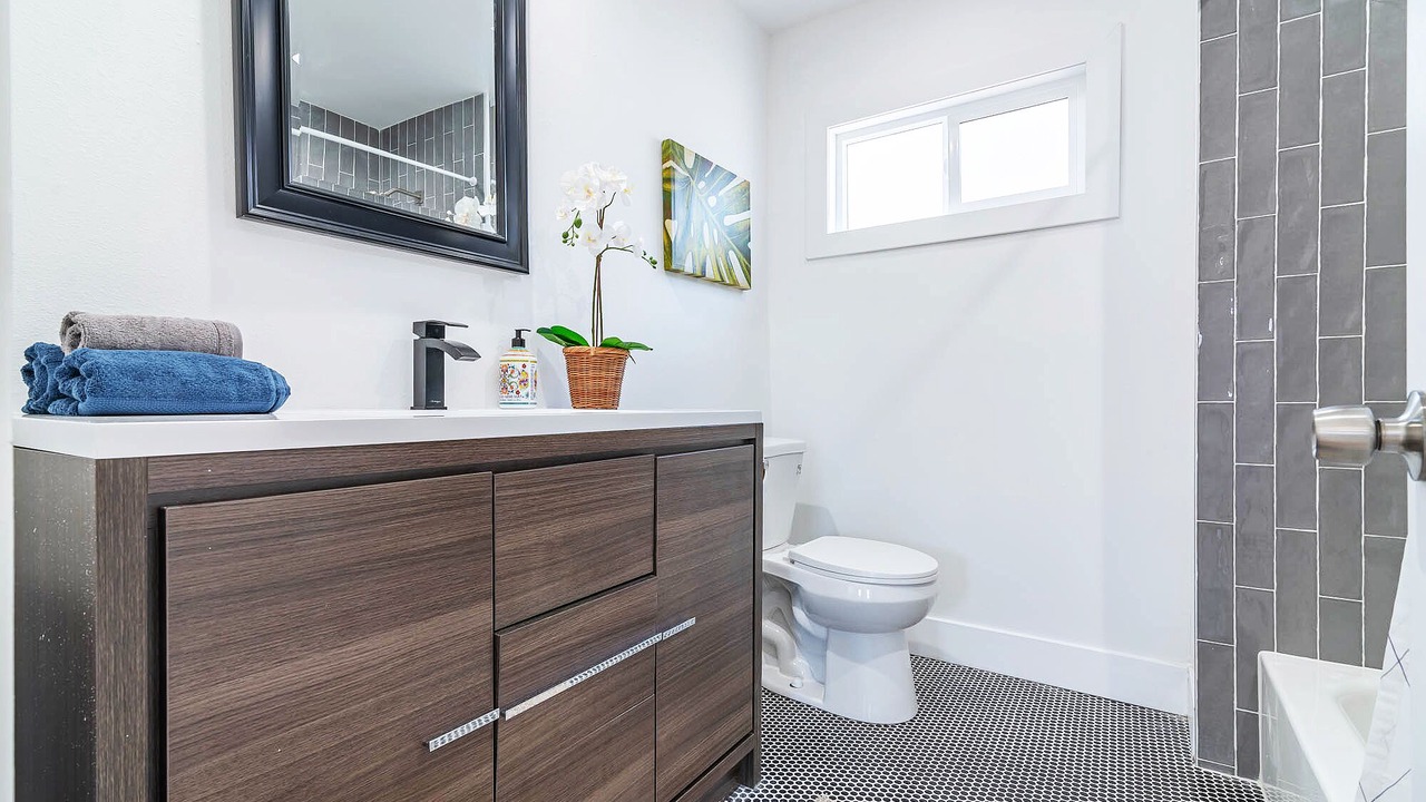 Photo of Bathroom in Los Angeles