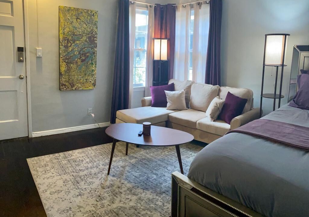 Photo of Bedroom in Beverly Hills