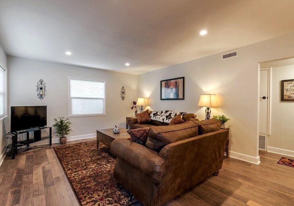 Photo of Livingroom in Little Italy