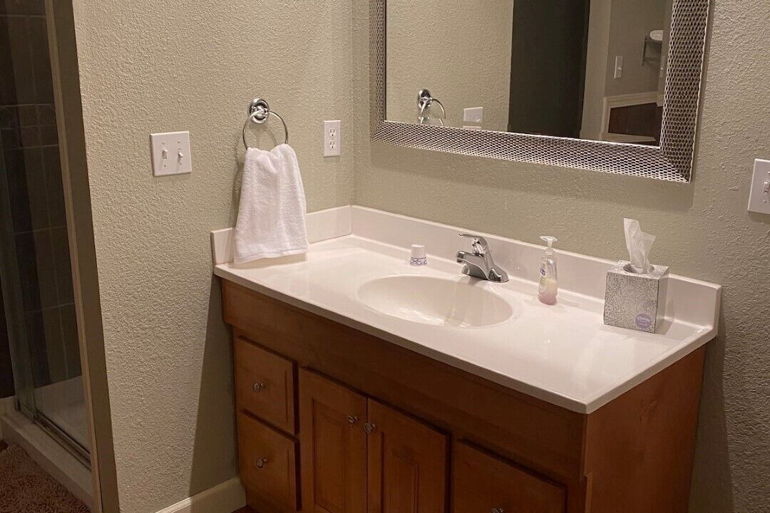 Photo of Bathroom in Country Club Estates