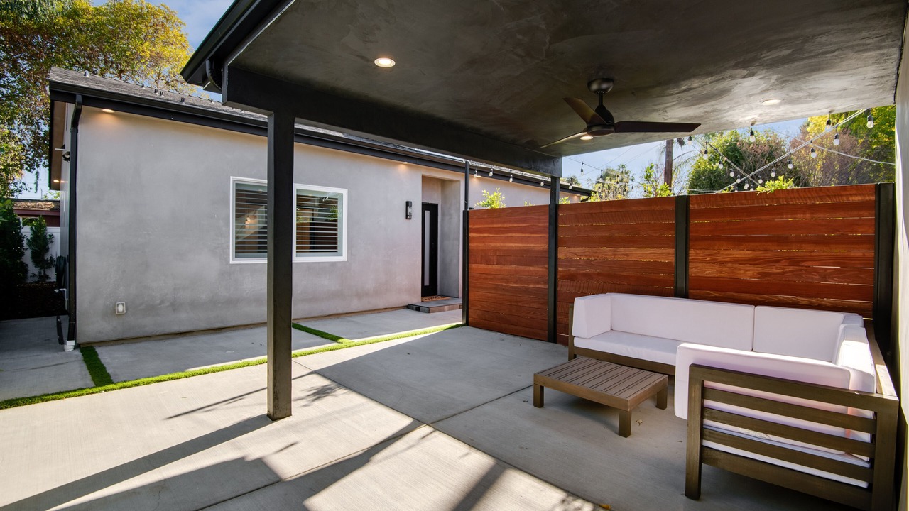 Photo of Patio Balcony in Sherman Oaks