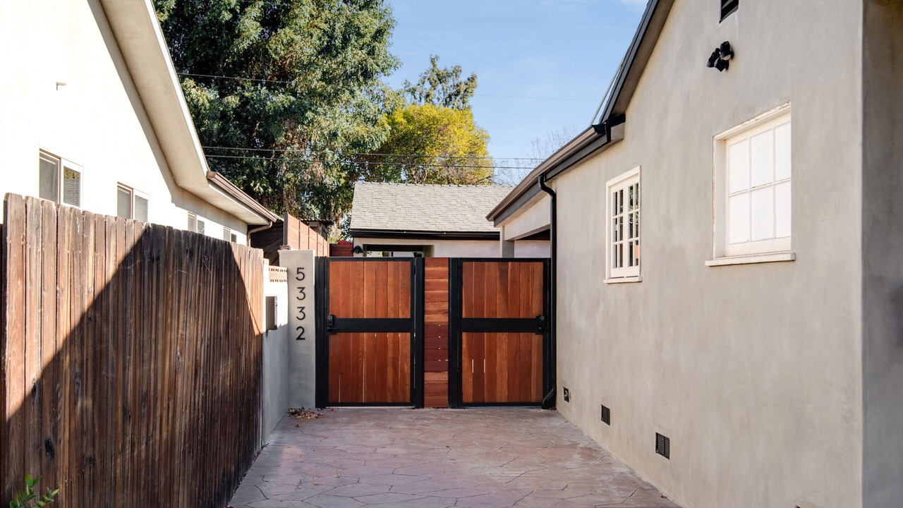 Photo of Outdoor in Sherman Oaks