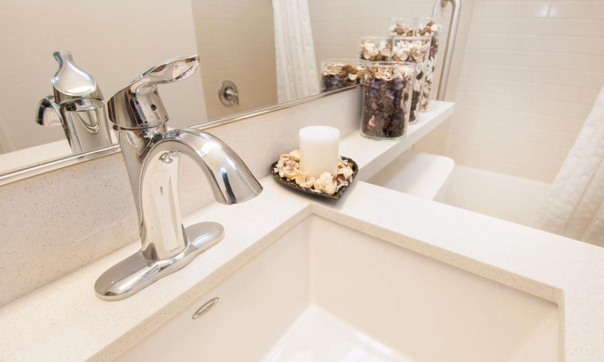 Photo of Bathroom in Anaheim Resort