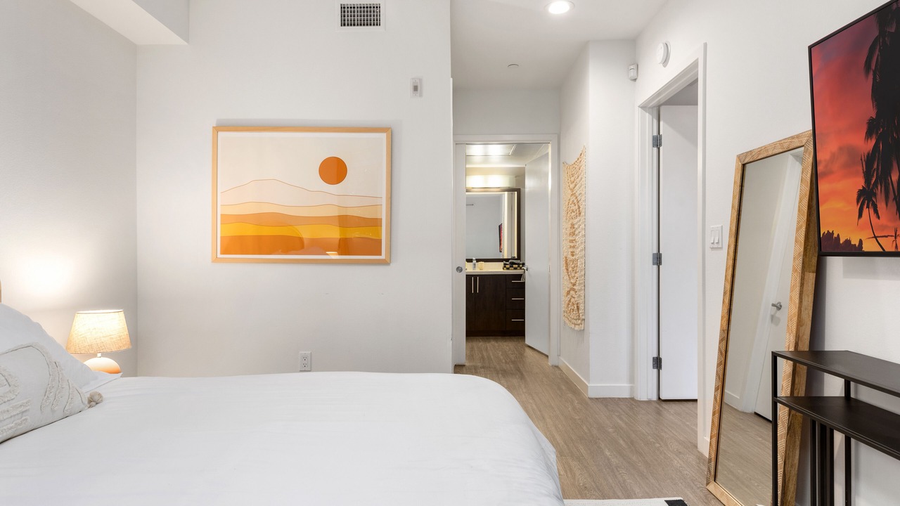 Photo of Bedroom in Carthay Circle