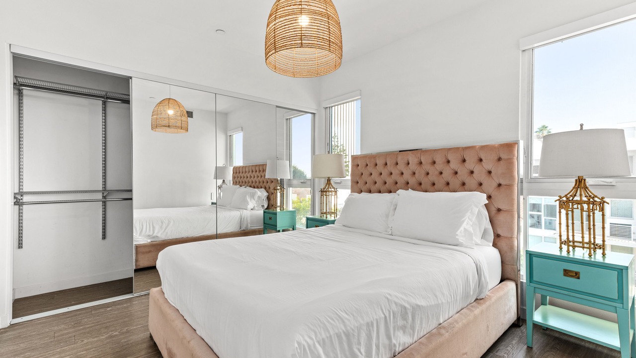 Photo of Bedroom in Carthay Circle