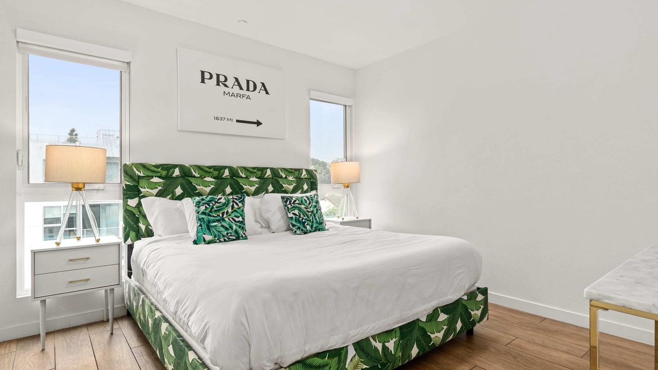 Photo of Bedroom in Carthay Circle