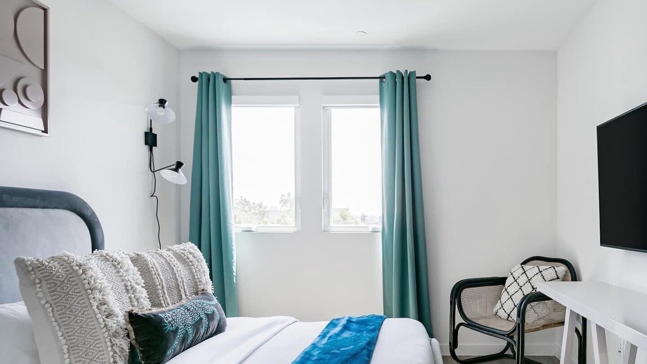 Photo of Bedroom in Carthay Circle