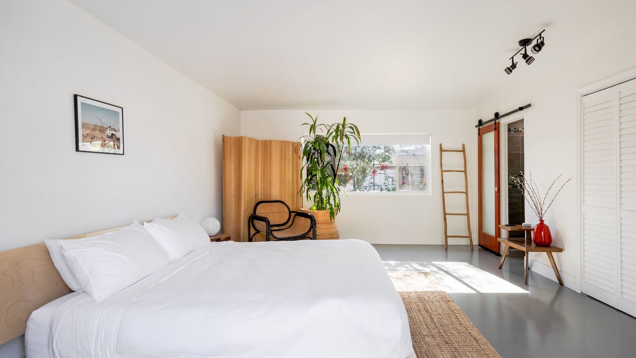 Photo of Bedroom in Desert Park Estates