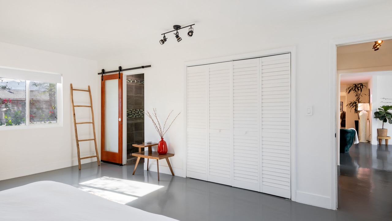 Photo of Bedroom in Desert Park Estates