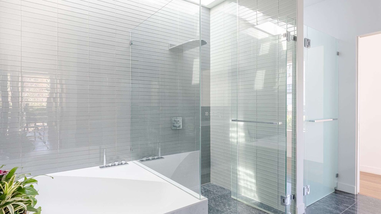 Photo of Bathroom in Beverly Grove