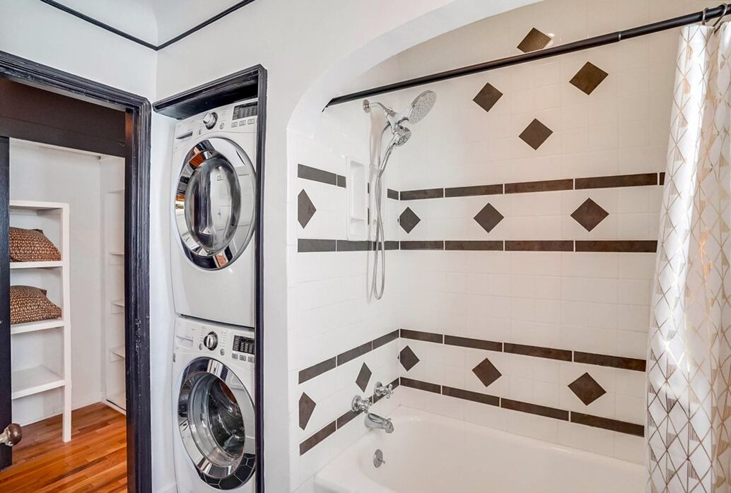 Photo of Bathroom in Pico - Robertson