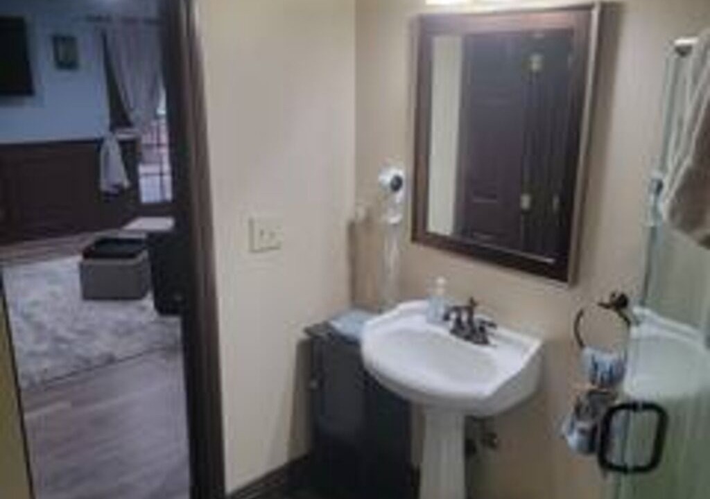 Photo of Bathroom in Rancho Cucamonga