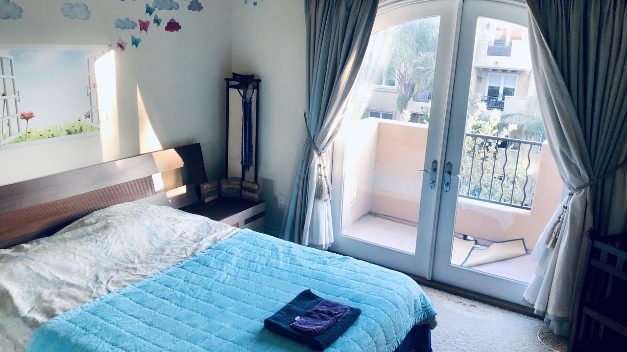 Photo of Bedroom in Studio City