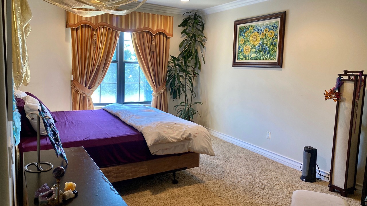 Photo of Bedroom in Studio City