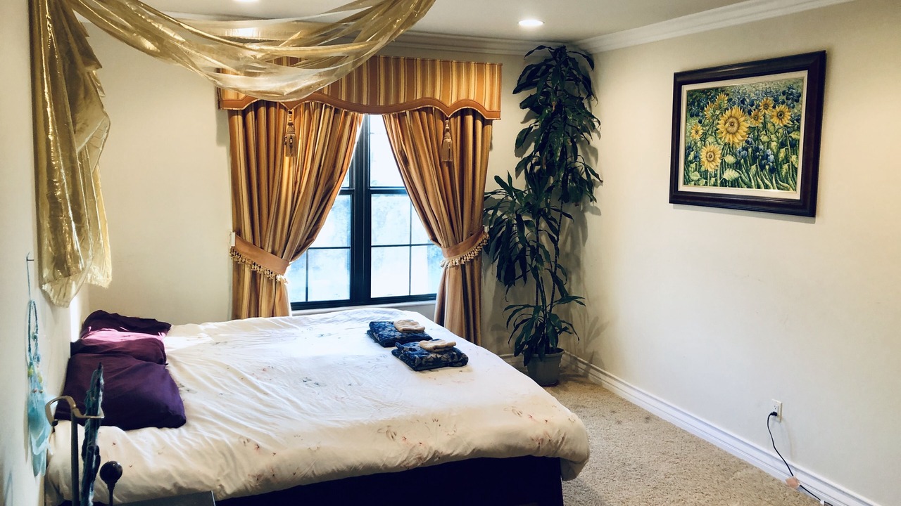 Photo of Bedroom in Studio City