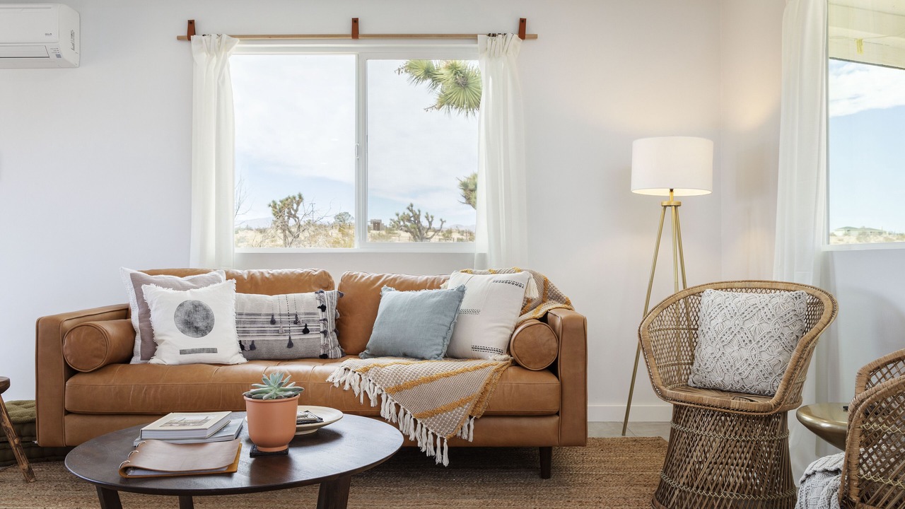 Photo of Livingroom in Landers