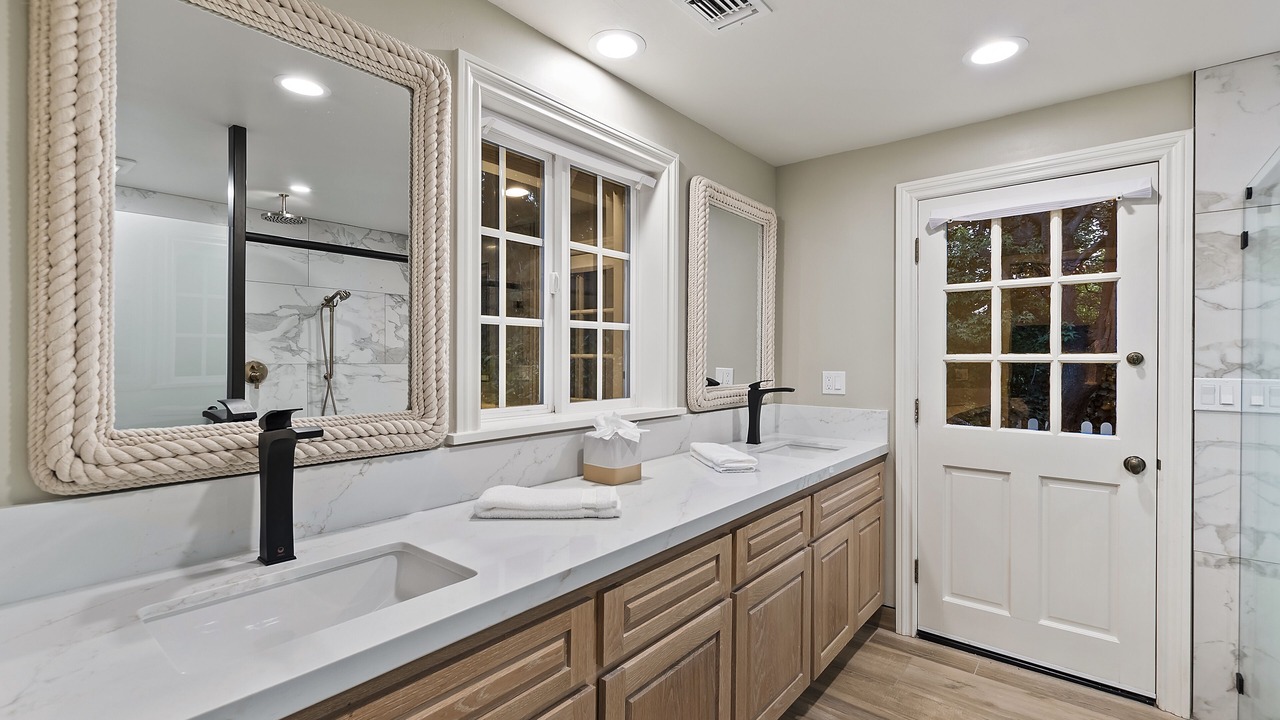 Photo of Bathroom in Lake Arrowhead